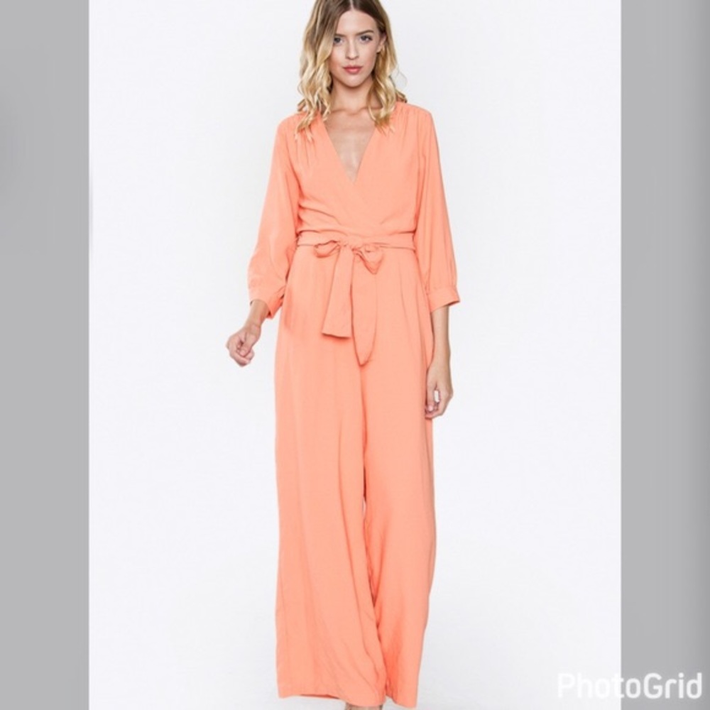 Sugar lips xs tie waisted wide leg jumpsuit NWT